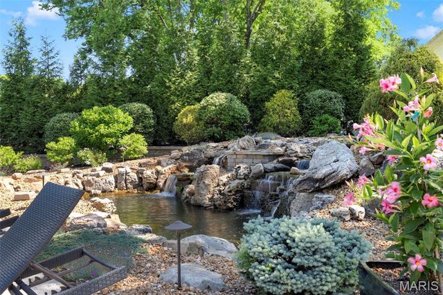 12775 W Watson Road, Sunset Hills, MO 63127