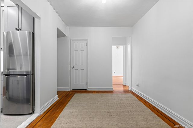 824 Palmer Road 2D, Bronxville, NY 10708