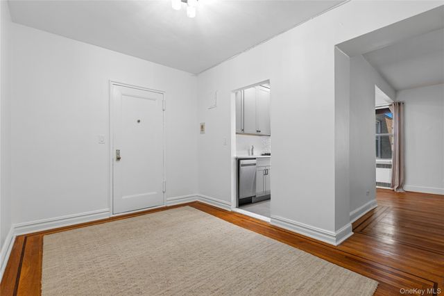 824 Palmer Road 2D, Bronxville, NY 10708