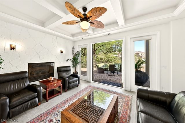 2033 Winter Wind Street, Las Vegas, NV 89134