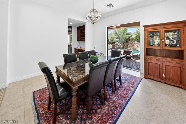 2033 Winter Wind Street, Las Vegas, NV 89134