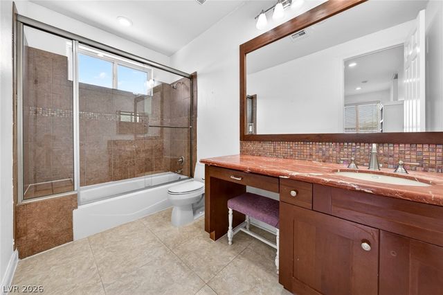 2033 Winter Wind Street, Las Vegas, NV 89134