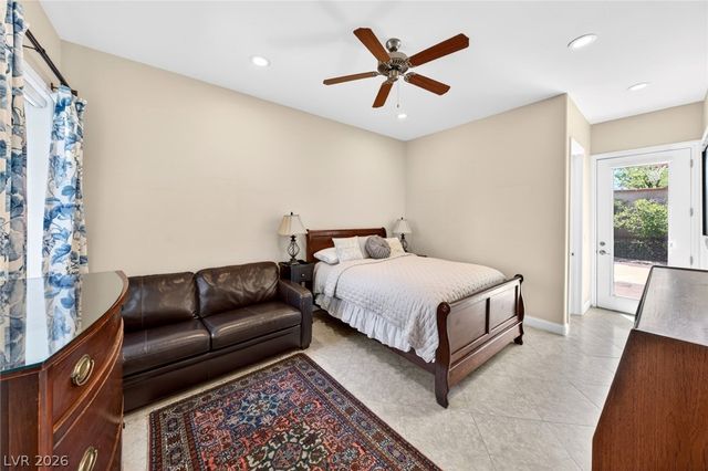 2033 Winter Wind Street, Las Vegas, NV 89134