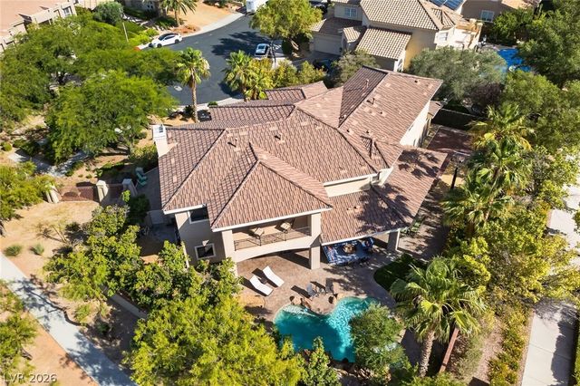 2033 Winter Wind Street, Las Vegas, NV 89134
