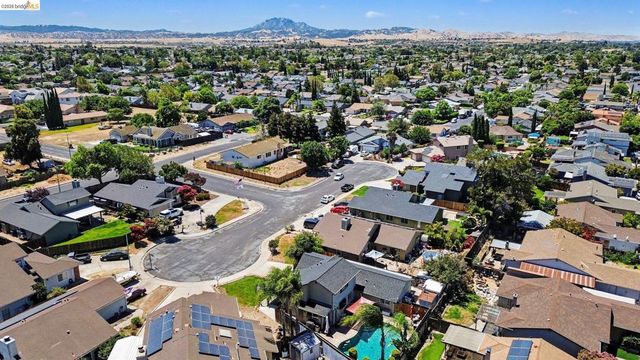 4850 Mallard Ct, Oakley, CA 94561