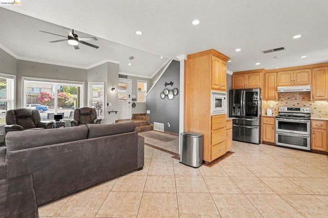 4850 Mallard Ct, Oakley, CA 94561