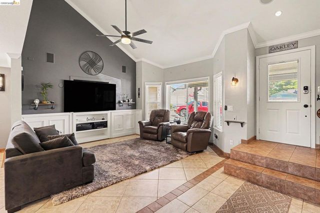 4850 Mallard Ct, Oakley, CA 94561