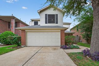 8206 Golf Green Circle, Houston, TX 77036