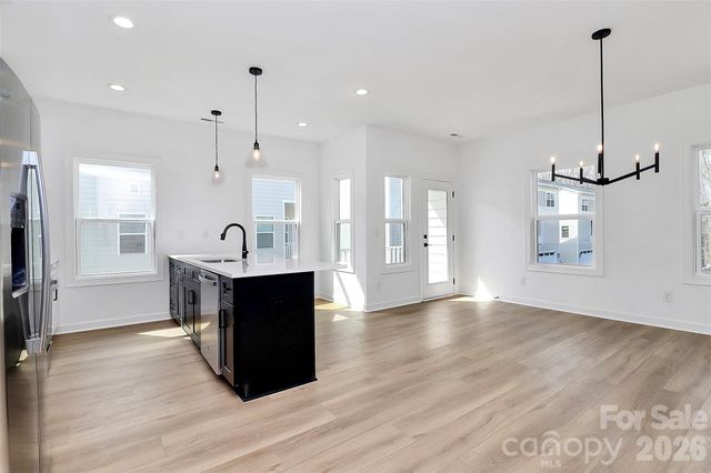 3820 Odom Way, Charlotte, NC 28208