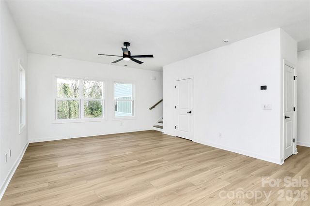 3820 Odom Way, Charlotte, NC 28208