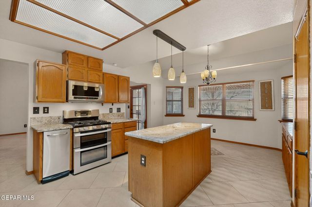 851 DULCE TIERRA Drive, El Paso, TX 79912