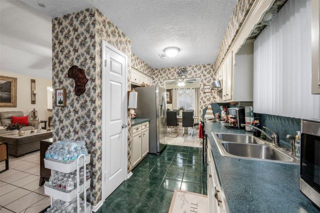 1114 Poppets Way, Crosby, TX 77532