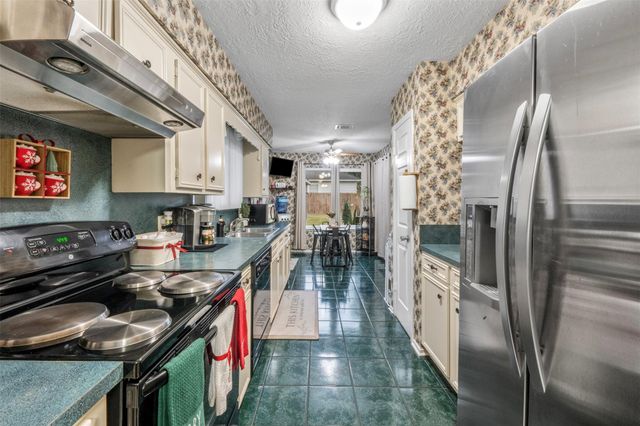 1114 Poppets Way, Crosby, TX 77532