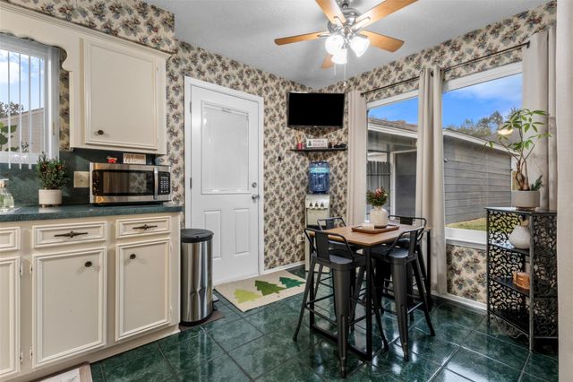 1114 Poppets Way, Crosby, TX 77532