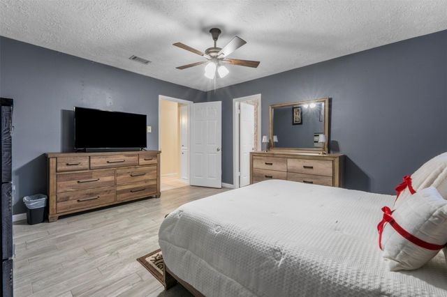 1114 Poppets Way, Crosby, TX 77532