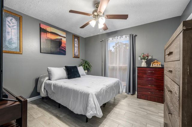 1114 Poppets Way, Crosby, TX 77532