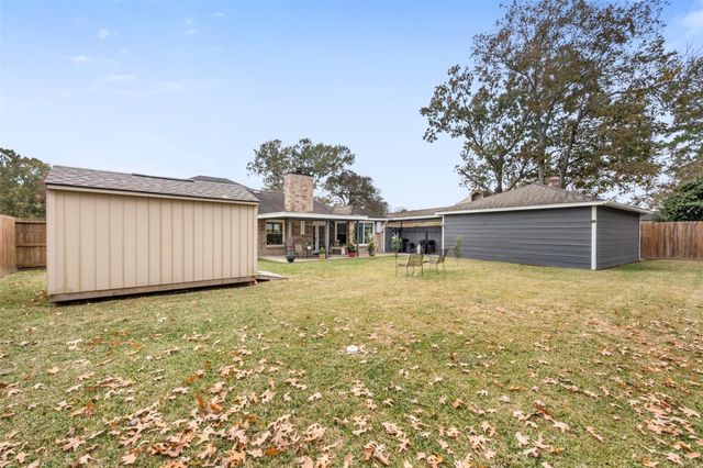 1114 Poppets Way, Crosby, TX 77532