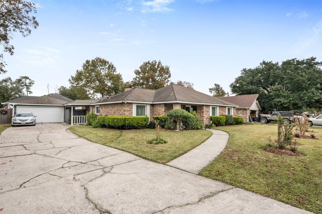 1114 Poppets Way, Crosby, TX 77532