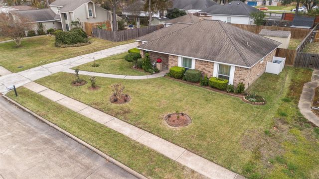 1114 Poppets Way, Crosby, TX 77532