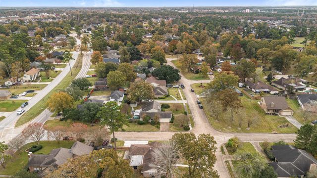 1114 Poppets Way, Crosby, TX 77532