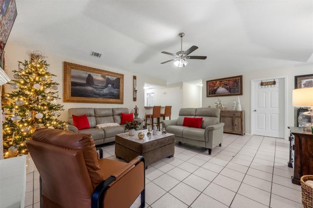 1114 Poppets Way, Crosby, TX 77532