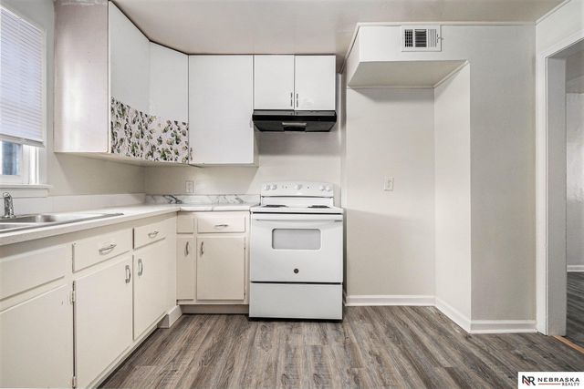 4535 Hamilton St Street, Omaha, NE 68132