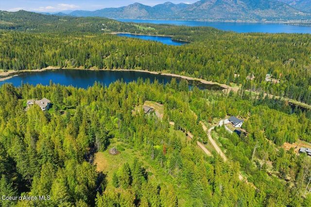 90 Shawnee PATH, Sagle, ID 83860