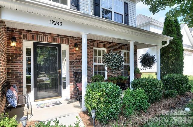 19243 Kanawha Drive, Cornelius, NC 28031