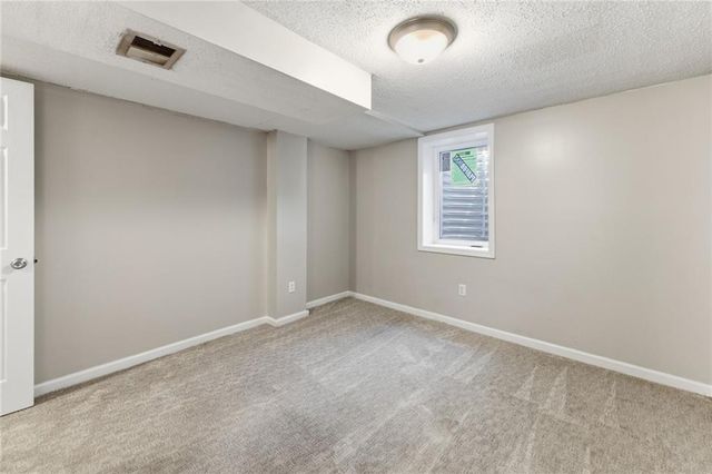 7408 E 127th Place, Grandview, MO 64030