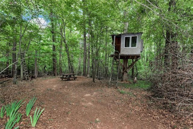 5720 Wade Whelchel Road, Murrayville, GA 30564