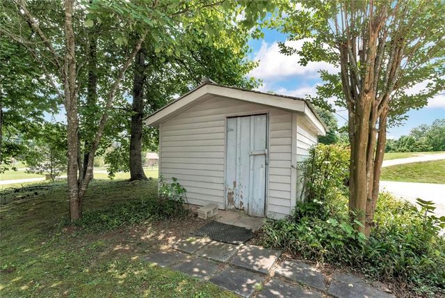 5720 Wade Whelchel Road, Murrayville, GA 30564