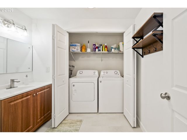 7332 Se Thiessen Rd, Milwaukie, OR 97267