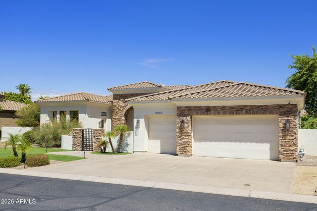 8902 E ANN Way, Scottsdale, AZ 85260