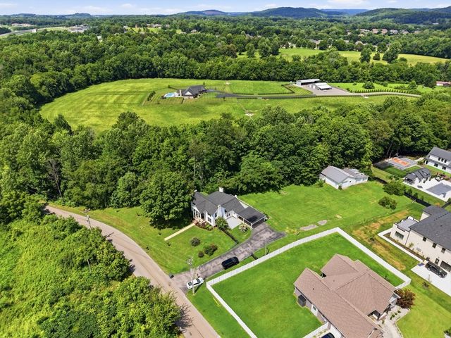 5360 Old Sparta Rd, Cookeville, TN 38506