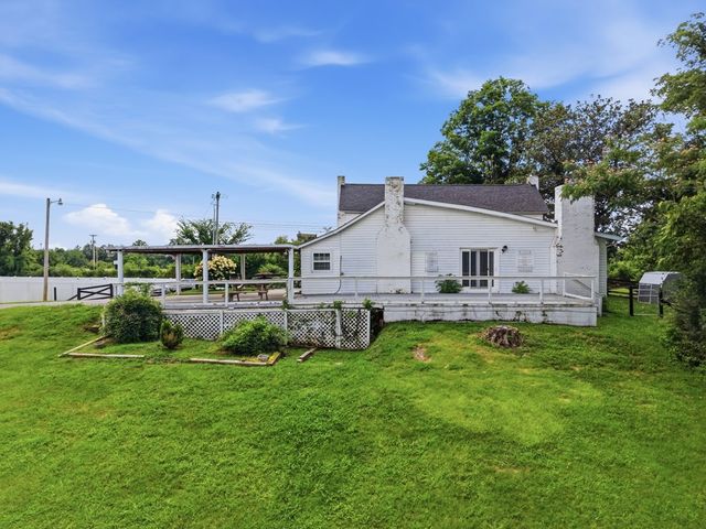 5360 Old Sparta Rd, Cookeville, TN 38506