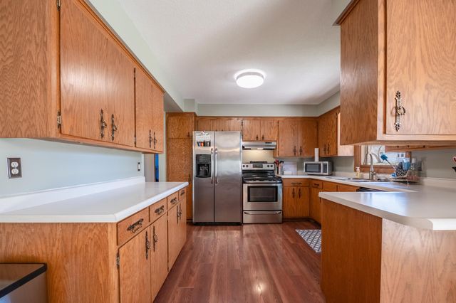 4141 Colorado Avenue N, Crystal, MN 55422