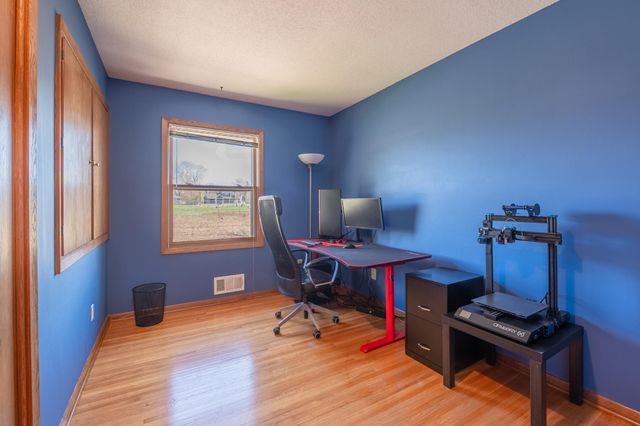 4141 Colorado Avenue N, Crystal, MN 55422