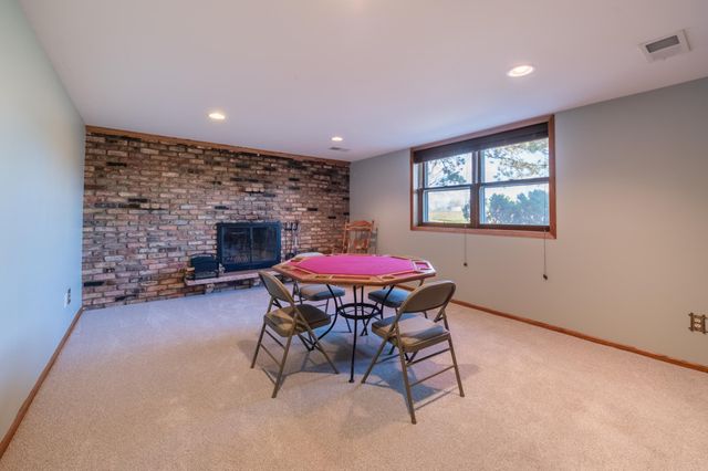 4141 Colorado Avenue N, Crystal, MN 55422