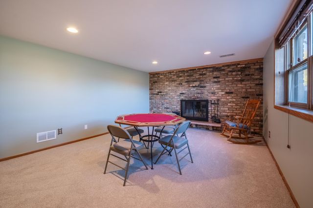 4141 Colorado Avenue N, Crystal, MN 55422