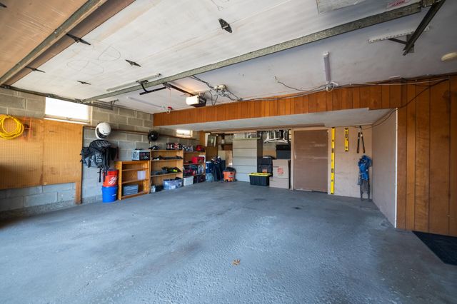 4141 Colorado Avenue N, Crystal, MN 55422