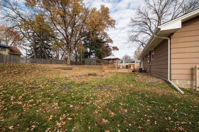 4141 Colorado Avenue N, Crystal, MN 55422