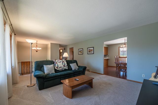 4141 Colorado Avenue N, Crystal, MN 55422
