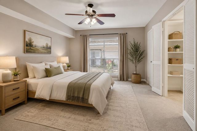 1807 Stoney Brook Drive 204, Houston, TX 77063