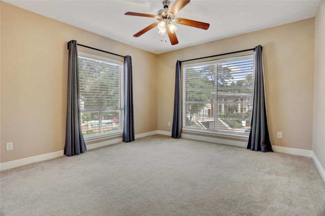 1807 Stoney Brook Drive 204, Houston, TX 77063