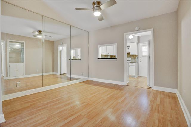 1807 Stoney Brook Drive 204, Houston, TX 77063