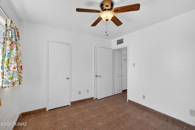 2835 E Proctor Vista, Tucson, AZ 85713