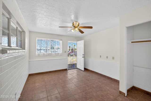 2835 E Proctor Vista, Tucson, AZ 85713