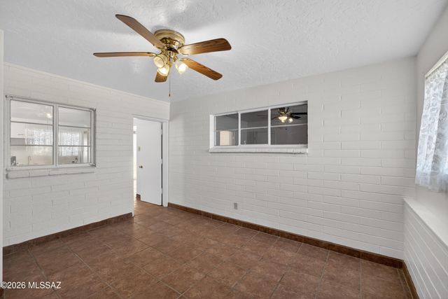 2835 E Proctor Vista, Tucson, AZ 85713