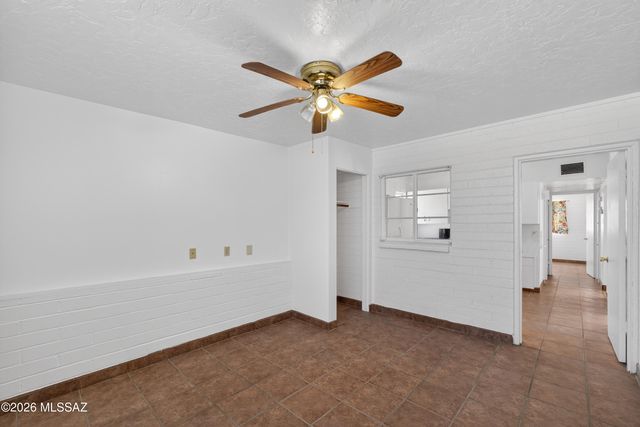 2835 E Proctor Vista, Tucson, AZ 85713