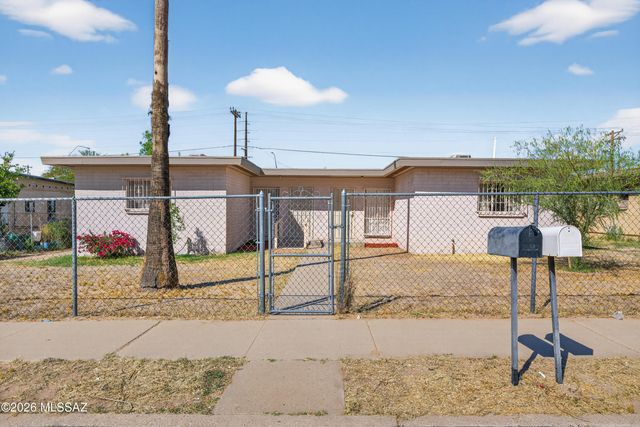 2835 E Proctor Vista, Tucson, AZ 85713